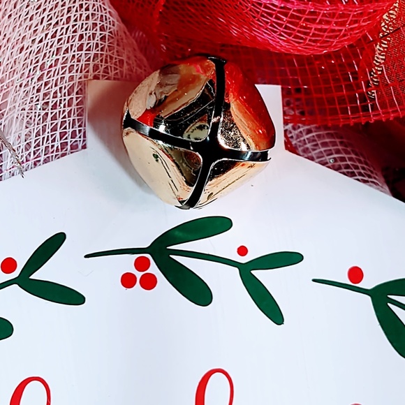 🥳🎉HP🤗 HAND CRAFTED 22" DECO MESH CHRISTMAS WREATH/THIS HOME BELIEVES SIGN 22" - Picture 6 of 7